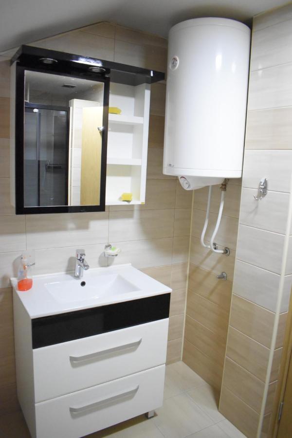 Apartments Holiday Vranje Exterior foto